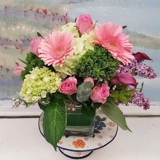 2019 Mother's Day Cube Arrangement