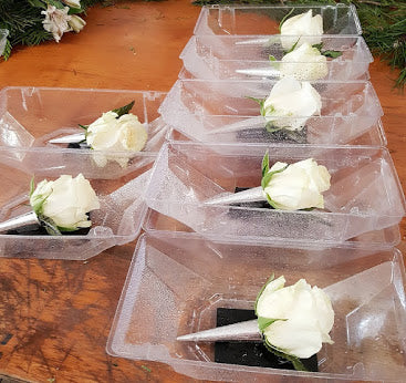 2019 White Rose Boutonniere