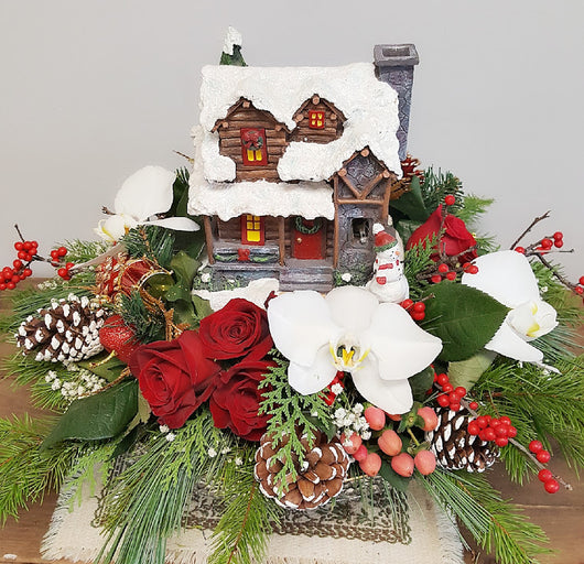 2020  Snow House  Luxury Centerpiece arrangement