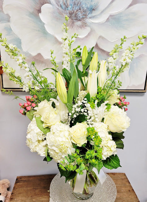 2021 Fall Season White  Luxury Vase Arrangement