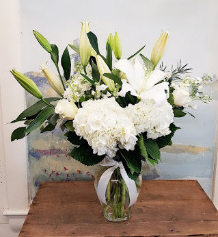 White Lover  Luxury Vase Arrangement